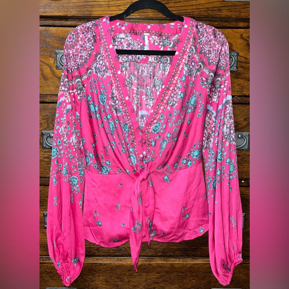 Free People Run Free Blouse in Pink Combo, NWOT - Picture 5 of 8